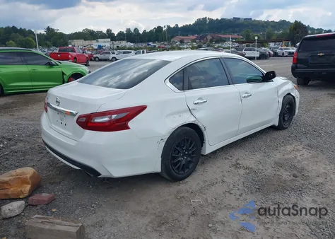 2018 Nissan Altima 2.5 S z USA, uszkodzony, nr VIN 1N4AL3AP4JC190240